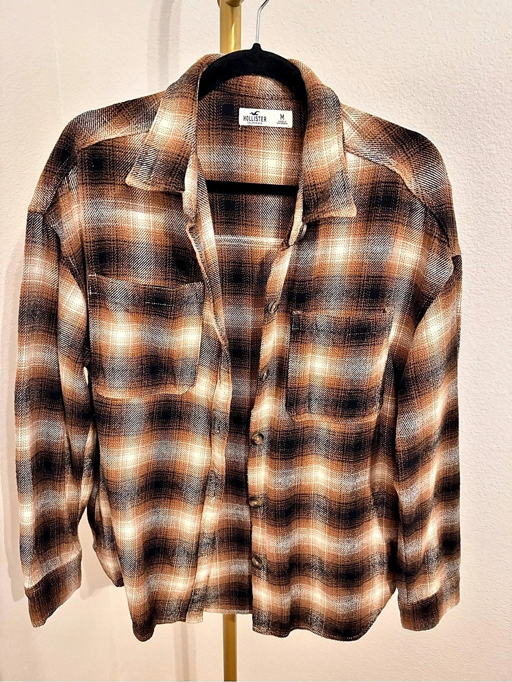 Hollister Plaid Shirt in Brown & Black Size Medium Like New